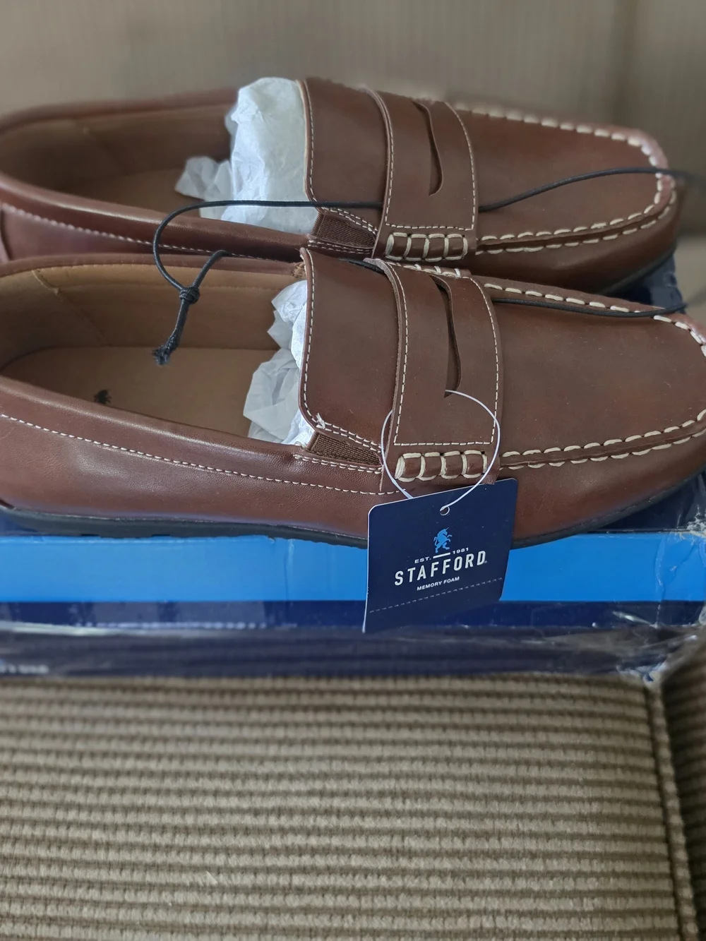 Stafford Milo Men's Brown Slip-On Casual Penny Loafers — Size 6M (New with Box)
